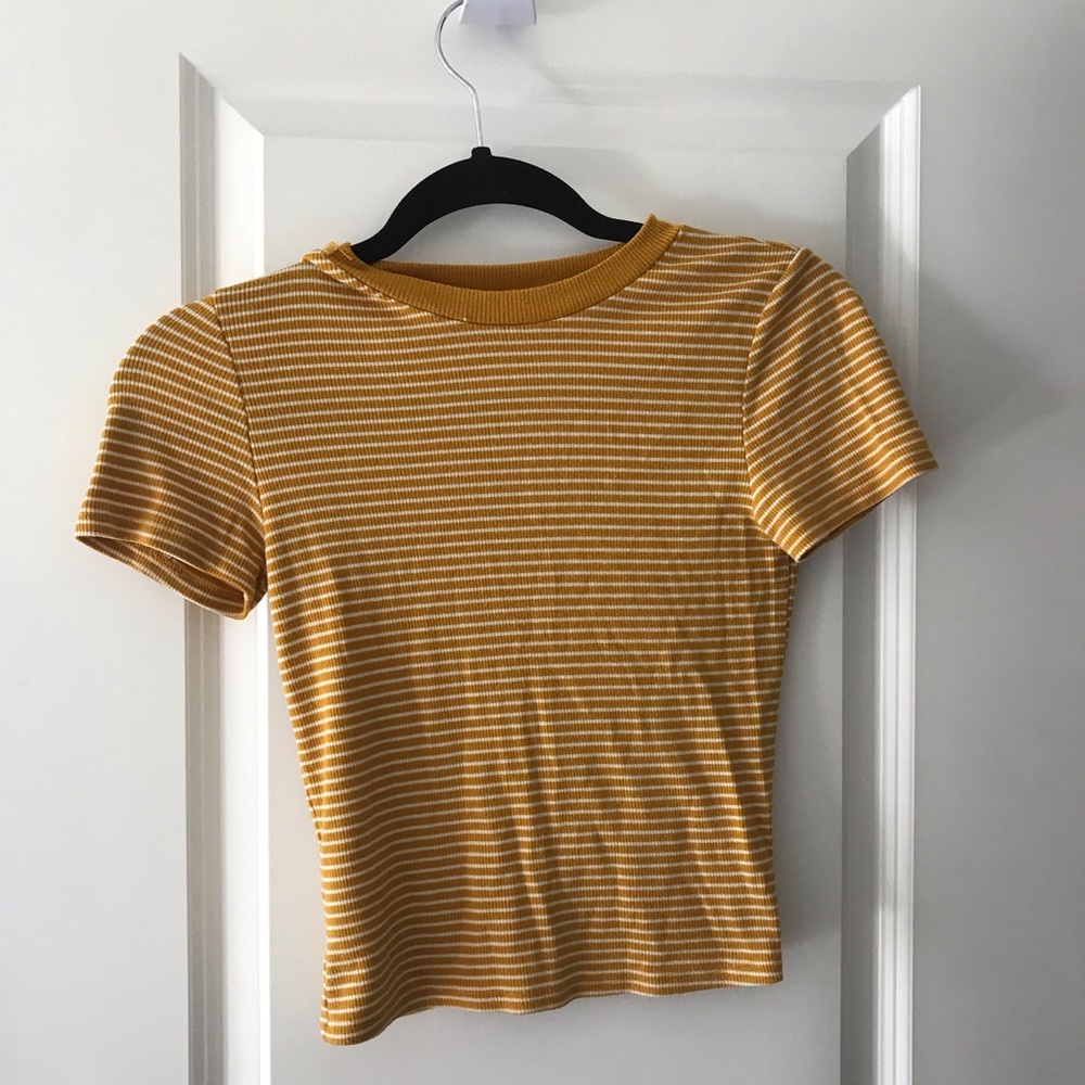 Fitted striped t-shirt